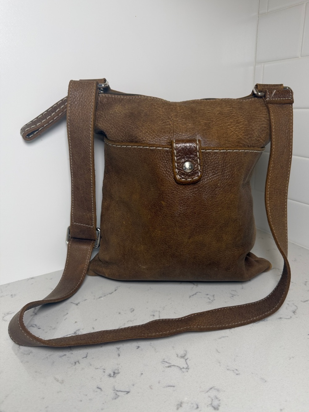 Roots Leather Crossbody Brown Purse Bag Tote Adjustable Strap Shoulder